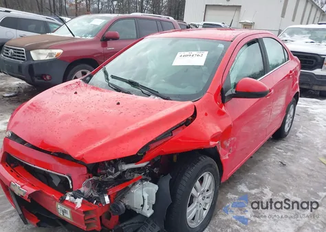 2014 Chevrolet Sonic Lt Auto z USA, uszkodzony, nr VIN 1G1JC5SH7E4229277